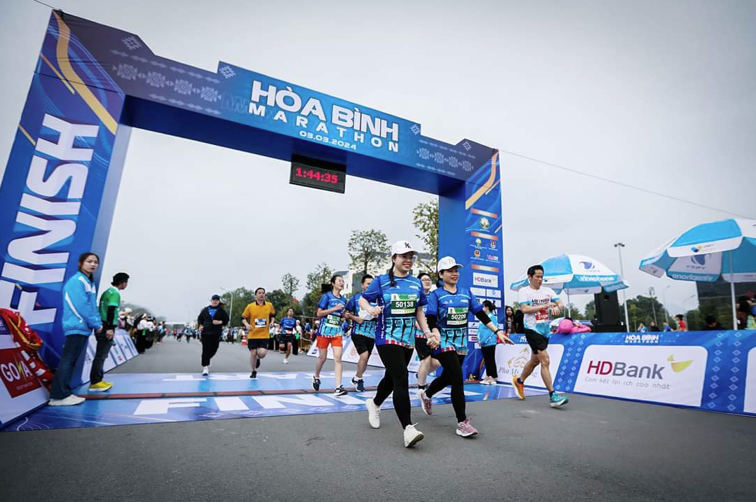 Giải chạy Hoà Bình Marathon 2024 góp phần vào nhiều mục đích thiện nguyện Giải chạy Hoà Bình Marathon 2024 góp phần vào nhiều mục đích thiện nguyện