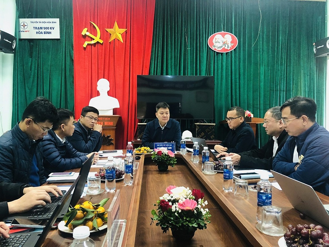 Bộ Công Thương kiểm tra công tác chuẩn bị cung cấp điện mùa khô năm 2024 tại Hoà Bình, Sơn La Bộ Công Thương kiểm tra công tác chuẩn bị cung cấp điện mùa khô năm 2024 tại Hoà Bình, Sơn La