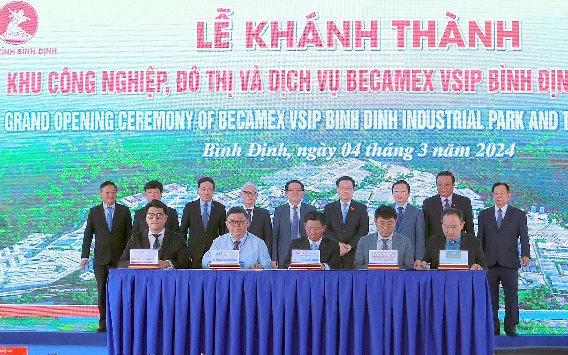 Chủ tịch Quốc hội Vương Đình Huệ dự khánh thành Khu công nghiệp, Đô thị và Dịch vụ Becamex VSIP Bình Định