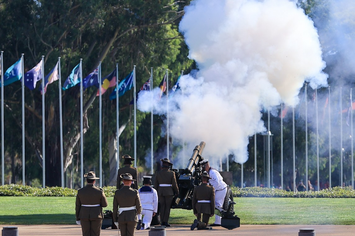 Cạnh tranh Cạnh tranh