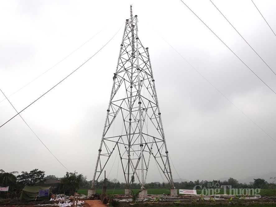 Nỗ lực thi công dự án đường dây 500kV mạch 3 cung đoạn Nam Định 1 - Thanh Hóa Nỗ lực thi công dự án đường dây 500kV mạch 3 cung đoạn Nam Định 1 - Thanh Hóa