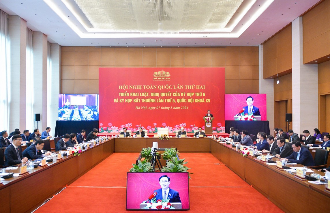 Chủ tịch Quốc hội Vương Đình Huệ phát biểu bế mạc Hội nghị Chủ tịch Quốc hội Vương Đình Huệ phát biểu bế mạc Hội nghị