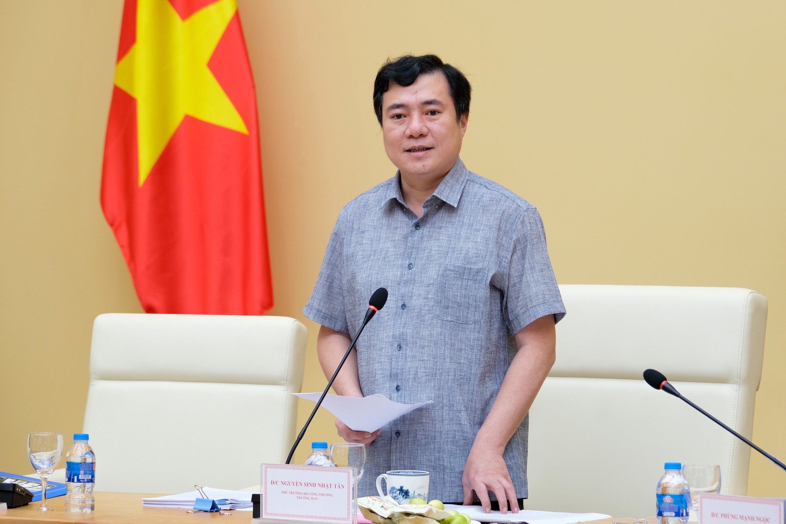 Xây dựng Luật Hoá chất (sửa đổi) bao gồm 4 nhóm chính sách Xây dựng Luật Hoá chất (sửa đổi) bao gồm 4 nhóm chính sách