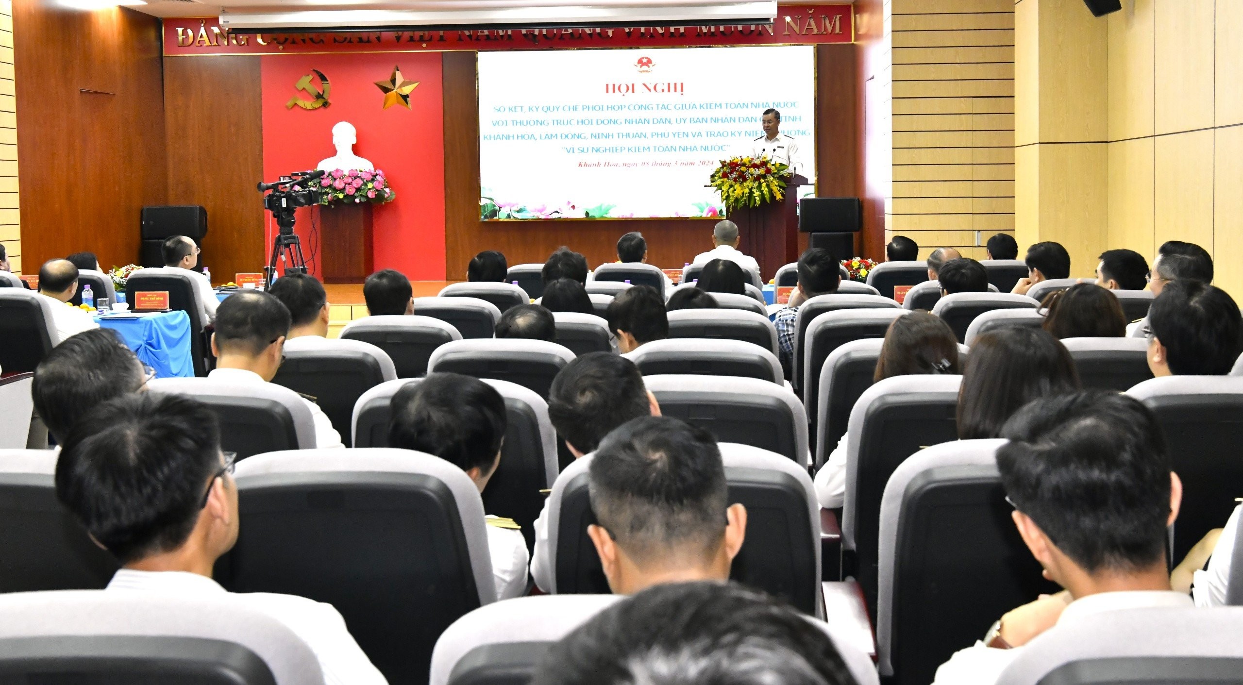 Toàn cảnh hội nghị. Ảnh T.X Toàn cảnh hội nghị. Ảnh T.X