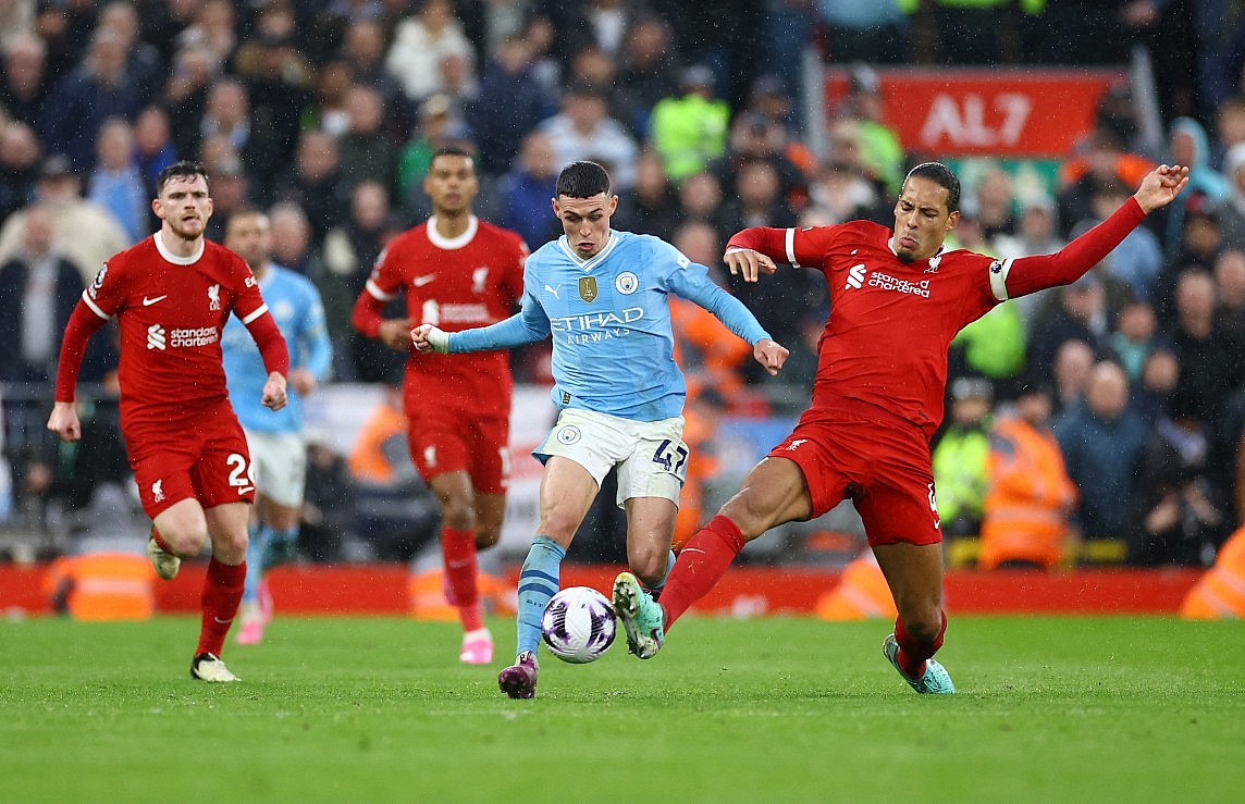 Bảng xếp hạng vòng 28 Ngoại hạng Anh ngày 11/3: Liverpool-Man City chia điểm nghẹt thở, Tottenham áp sát Top 4