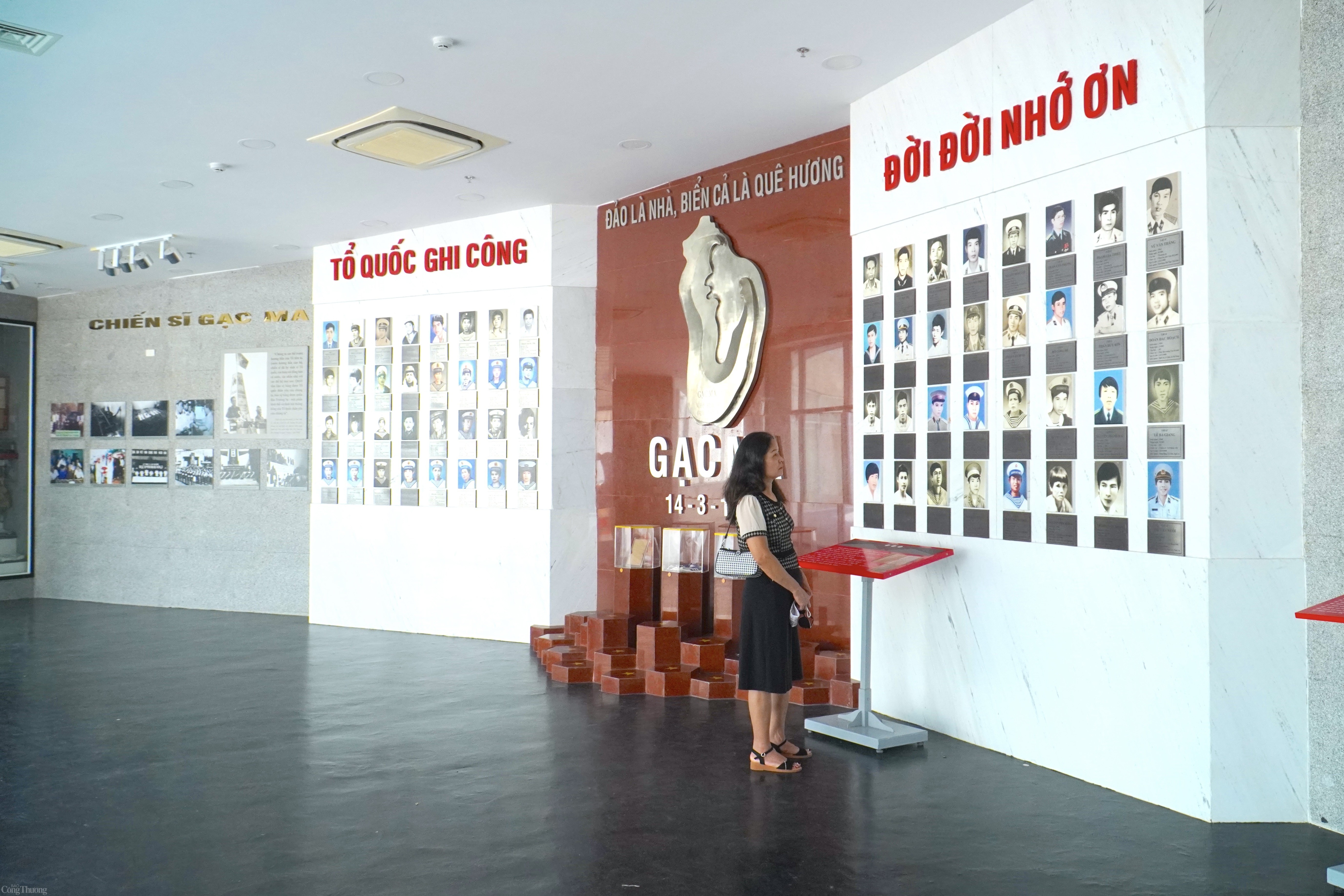 Nơi lưu giữ những hình ảnh, kỷ vật của 64 chiến sĩ Gạc Ma Nơi lưu giữ những hình ảnh, kỷ vật của 64 chiến sĩ Gạc Ma