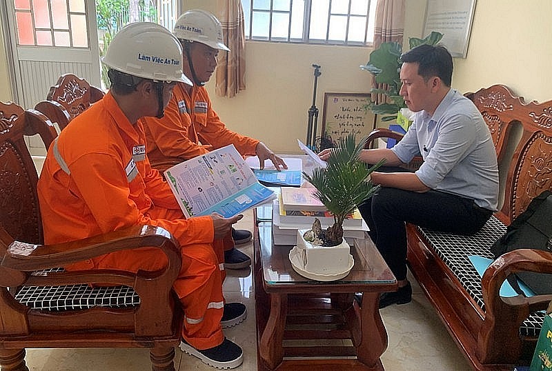 Cần Thơ đẩy mạnh tuyên truyền người dân, doanh nghiệp tiết kiệm điện