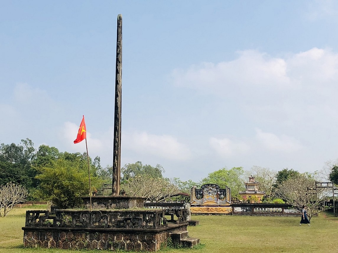 Dấu tích của 2 vương triều ở Bình Định Dấu tích của 2 vương triều ở Bình Định