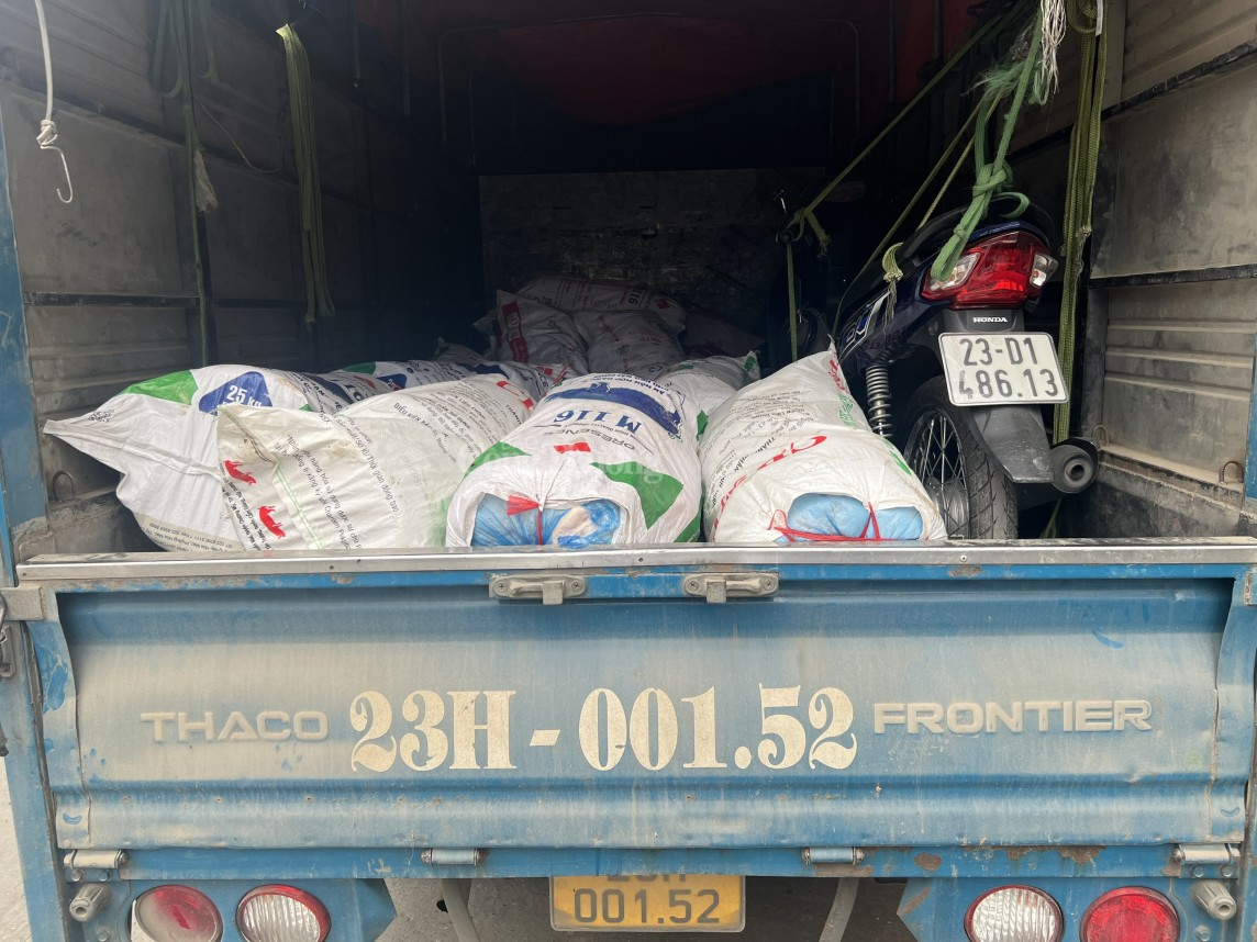 Tuyên Quang: Thu giữ hơn 1,3 tấn mỡ lợn không rõ nguồn gốc Tuyên Quang: Thu giữ hơn 1,3 tấn mỡ lợn không rõ nguồn gốc