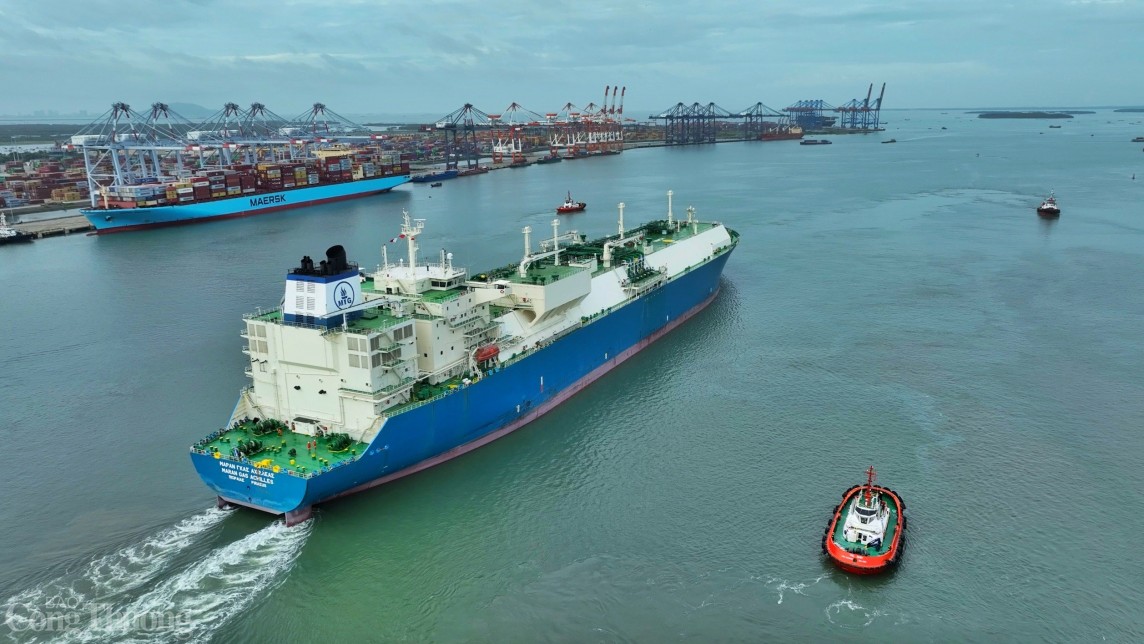 Chuyến tàu nhập khẩu LNG đầu tiên: Bài học Nhật Bản 1969 và khát vọng tự chủ năng lượng Việt Nam Chuyến tàu nhập khẩu LNG đầu tiên: Bài học Nhật Bản 1969 và khát vọng tự chủ năng lượng Việt Nam