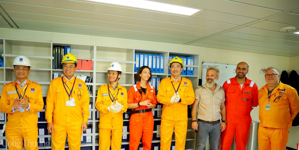 Chuyến tàu nhập khẩu LNG đầu tiên: Bài học Nhật Bản 1969 và khát vọng tự chủ năng lượng Việt Nam Chuyến tàu nhập khẩu LNG đầu tiên: Bài học Nhật Bản 1969 và khát vọng tự chủ năng lượng Việt Nam