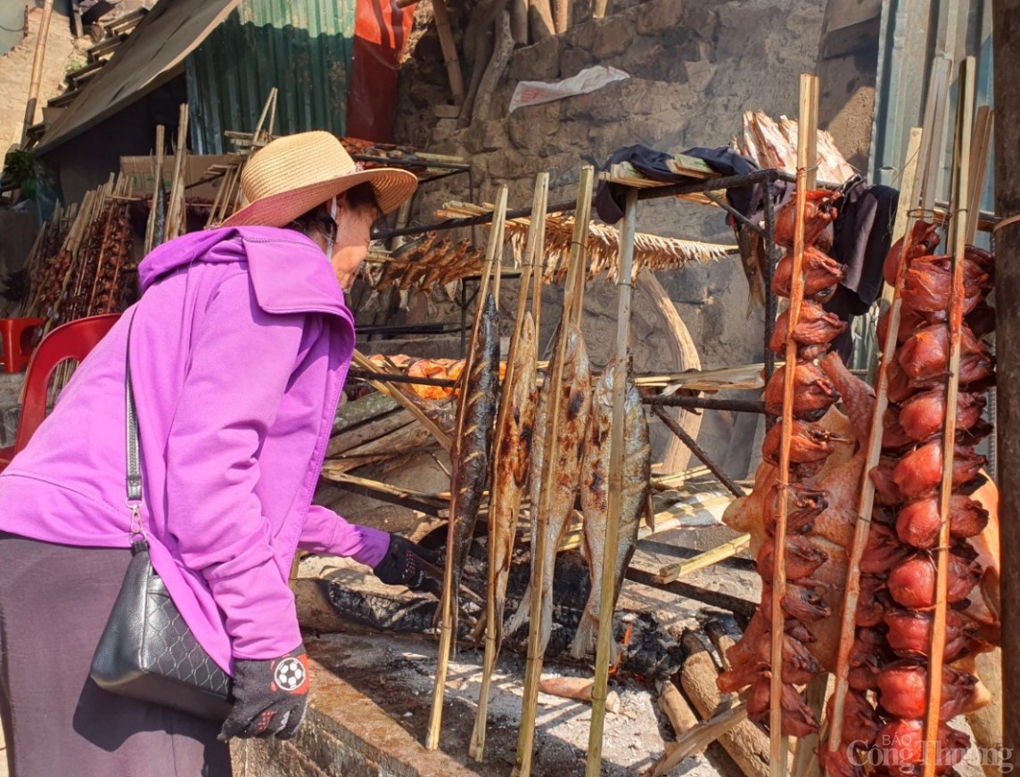 Quản lý thị trường Hòa Bình: Không có tình trạng “chặt chém” mùa lễ hội Xuân 2024 Quản lý thị trường Hòa Bình: Không có tình trạng “chặt chém” mùa lễ hội Xuân 2024