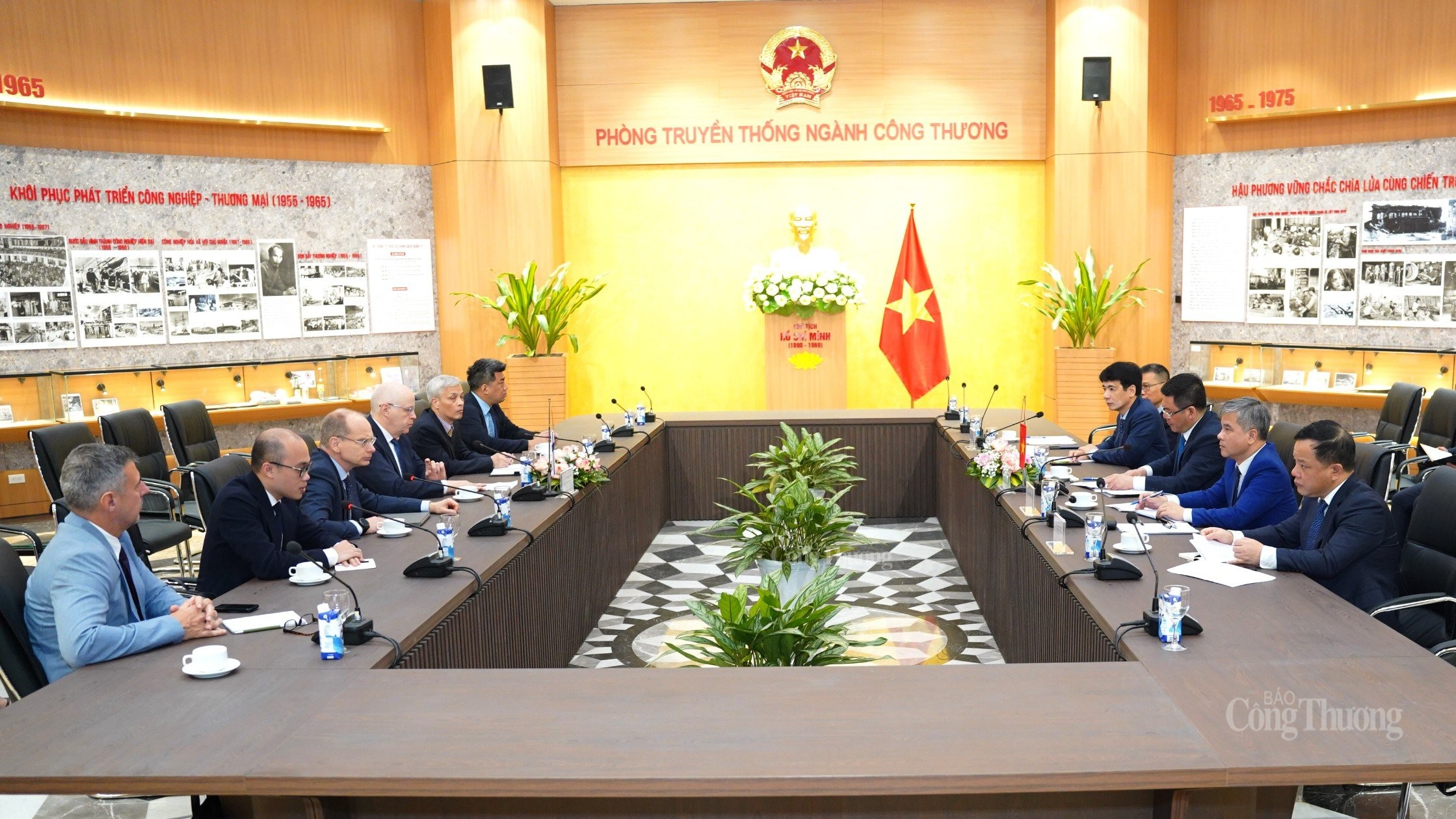 Bộ trưởng tiếp Đại sứ Phần lan