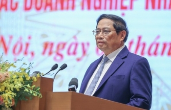 Thủ tướng triệu tập họp khẩn với loạt tập đoàn, doanh nghiệp nhằm tháo gỡ khó khăn cho sản xuất, kinh doanh