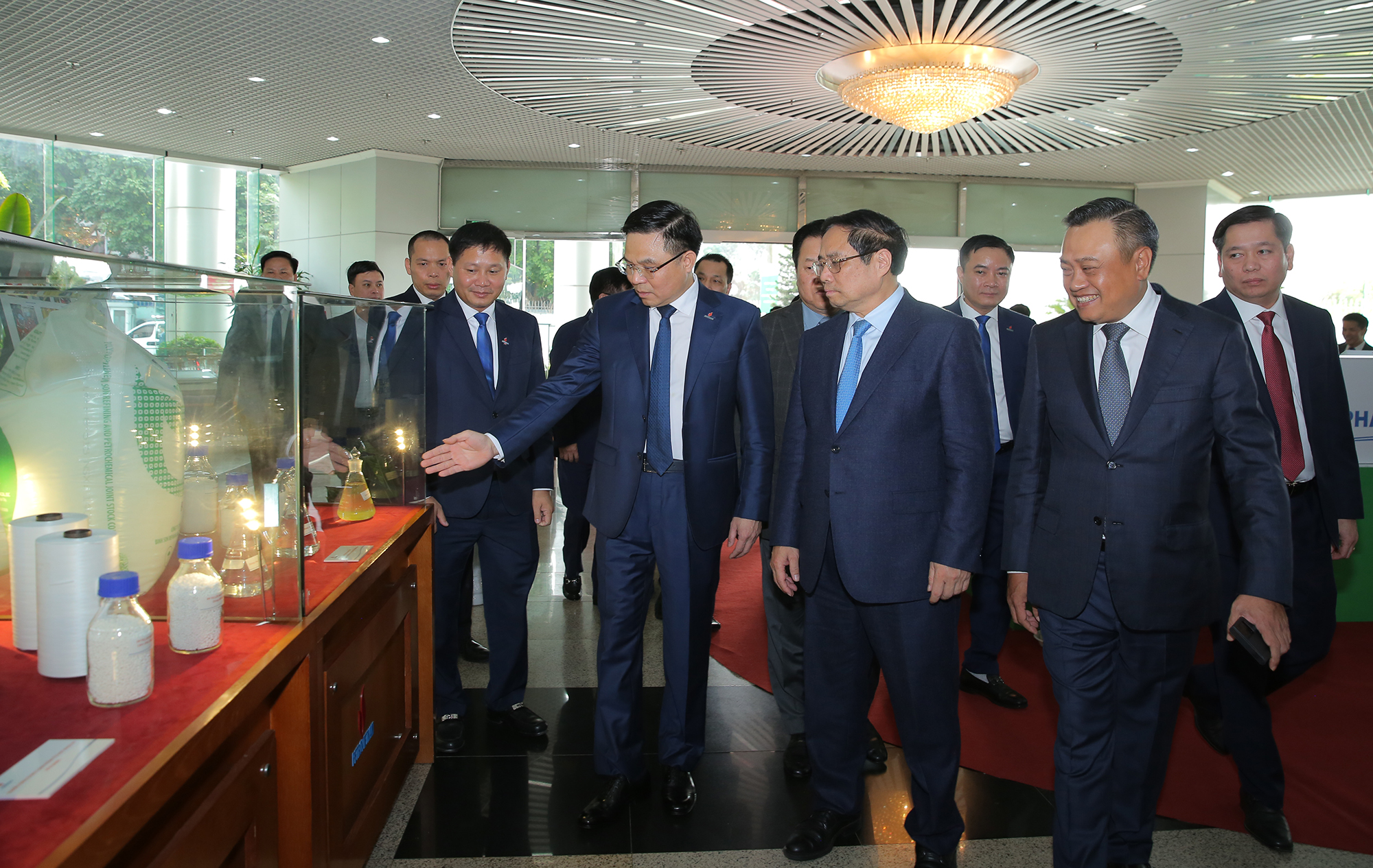 Bổ sung, làm mới các động lực: Từ lý luận và thực tiễn của PVN Bổ sung, làm mới các động lực: Từ lý luận và thực tiễn của PVN