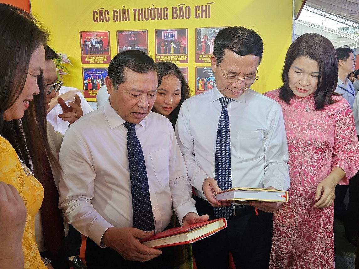 Khai mạc Hội Báo toàn quốc 2024 Khai mạc Hội Báo toàn quốc 2024