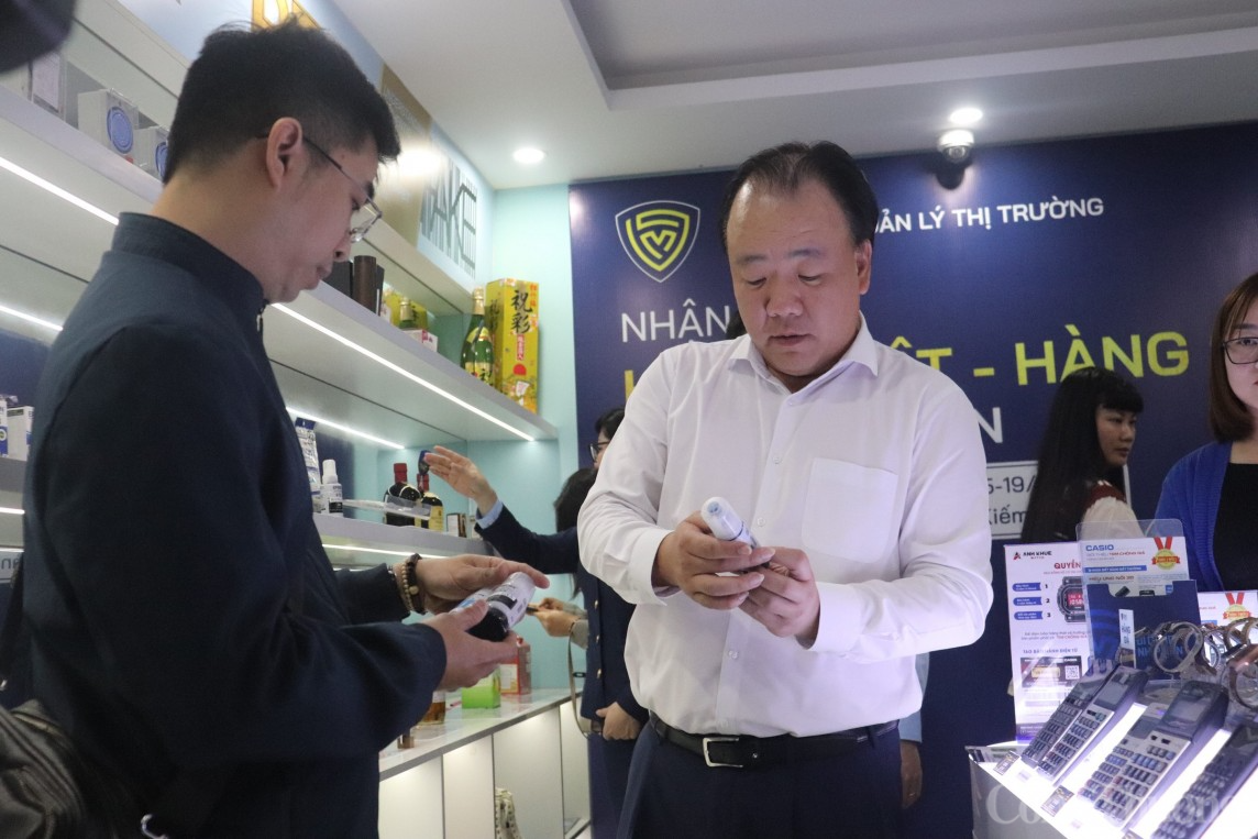 Nhận diện thật - giả hơn 300 sản phẩm “đắt khách” của Nhật Bản tại Việt Nam Nhận diện thật - giả hơn 300 sản phẩm “đắt khách” của Nhật Bản tại Việt Nam