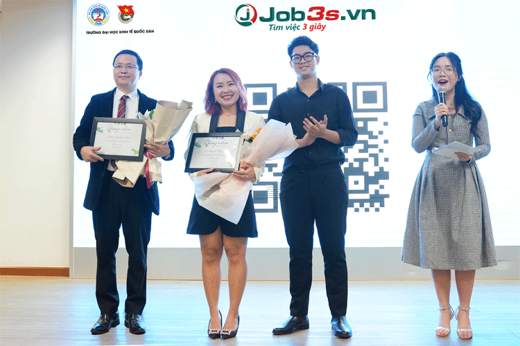 CEO Tony Vũ của Job3s.vn: Diễn giả đặc biệt tạo sức nóng tại ĐH Kinh Tế Quốc Dân CEO Tony Vũ của Job3s.vn: Diễn giả đặc biệt tạo sức nóng tại ĐH Kinh Tế Quốc Dân