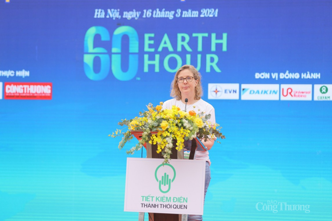 Chạy hưởng ứng Giờ Trái đất năm 2024 cùng chung tay “Tiết kiệm điện” Chạy hưởng ứng Giờ Trái đất năm 2024 cùng chung tay “Tiết kiệm điện”