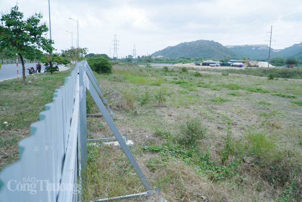 Hai khu đô thị dở dang của Tập đoàn Phúc Sơn ở Khánh Hoà Hai khu đô thị dở dang của Tập đoàn Phúc Sơn ở Khánh Hoà