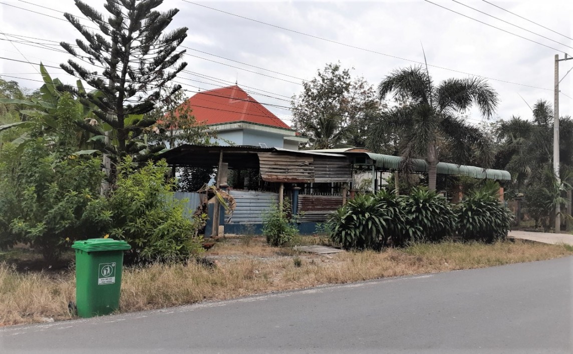 Bài 2: Thắm tình quê hương miền đất đỏ phương Nam Bài 2: Thắm tình quê hương miền đất đỏ phương Nam