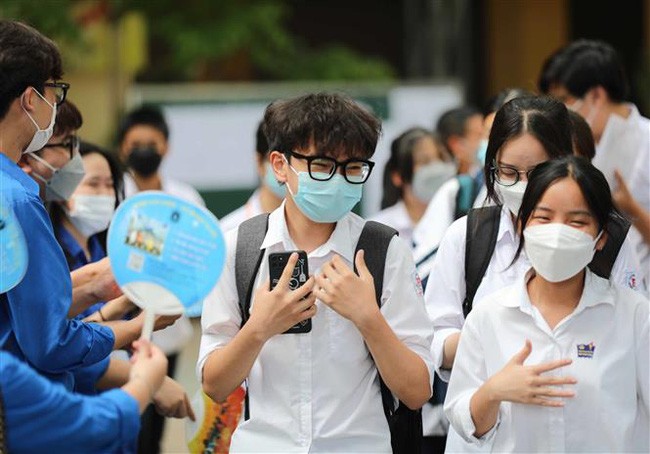 Chỉ tiêu vào lớp 10 các trường THPT công lập năm học 2024 - 2025 tại Hà Nội vẫn chiếm hơn 60% Chỉ tiêu vào lớp 10 các trường THPT công lập năm học 2024 - 2025 tại Hà Nội vẫn chiếm hơn 60%