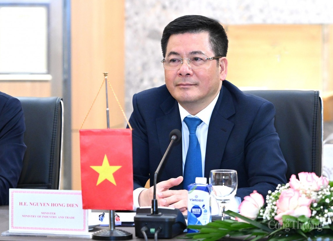 Việt Nam - Singapore: Hướng tới nâng cấp quan hệ lên Đối tác Chiến lược toàn diện