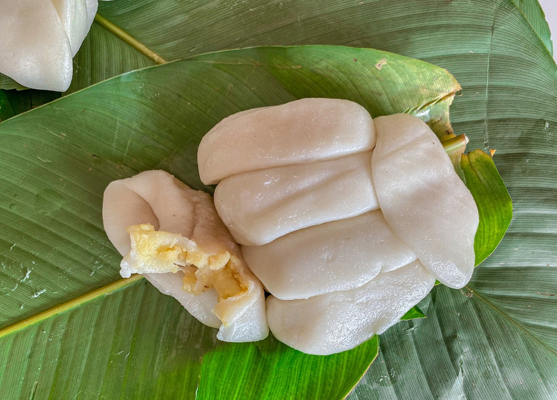 Bánh dày quán gánh. Ảnh vnexpress Bánh dày quán gánh. Ảnh vnexpress