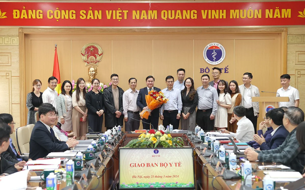 Bộ Y tế bổ nhiệm TS.BS Hoàng Minh Đức giữ chức Cục trưởng Cục Y tế dự phòng Bộ Y tế bổ nhiệm TS.BS Hoàng Minh Đức giữ chức Cục trưởng Cục Y tế dự phòng