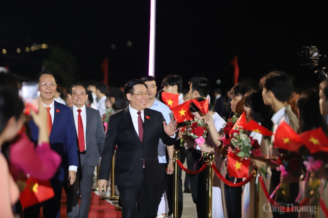 Đảng, Nhà nước luôn quan tâm, đồng hành và ủng hộ tỉnh Đắk Nông Đảng, Nhà nước luôn quan tâm, đồng hành và ủng hộ tỉnh Đắk Nông