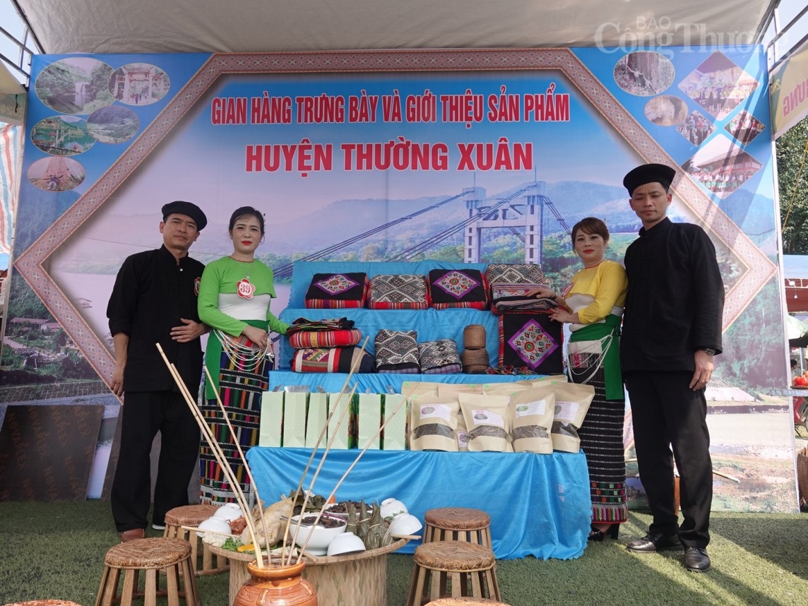 Thanh Hóa: Liên hoan văn nghệ dân gian - Phiên chợ vùng cao năm 2024 Thanh Hóa: Liên hoan văn nghệ dân gian - Phiên chợ vùng cao năm 2024