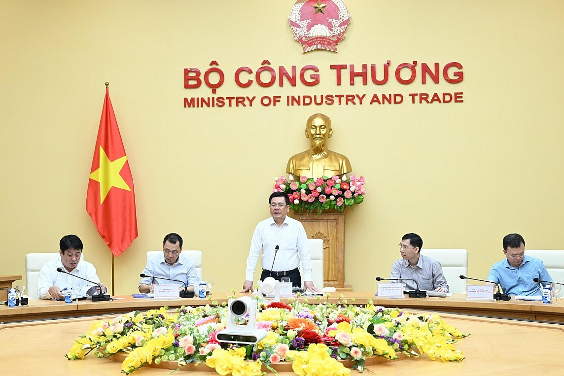 Bộ trưởng Bộ Công Thương: Nhiệm vụ trọng tâm để thúc tiến độ đường dây 500kV mạch 3 Bộ trưởng Bộ Công Thương: Nhiệm vụ trọng tâm để thúc tiến độ đường dây 500kV mạch 3