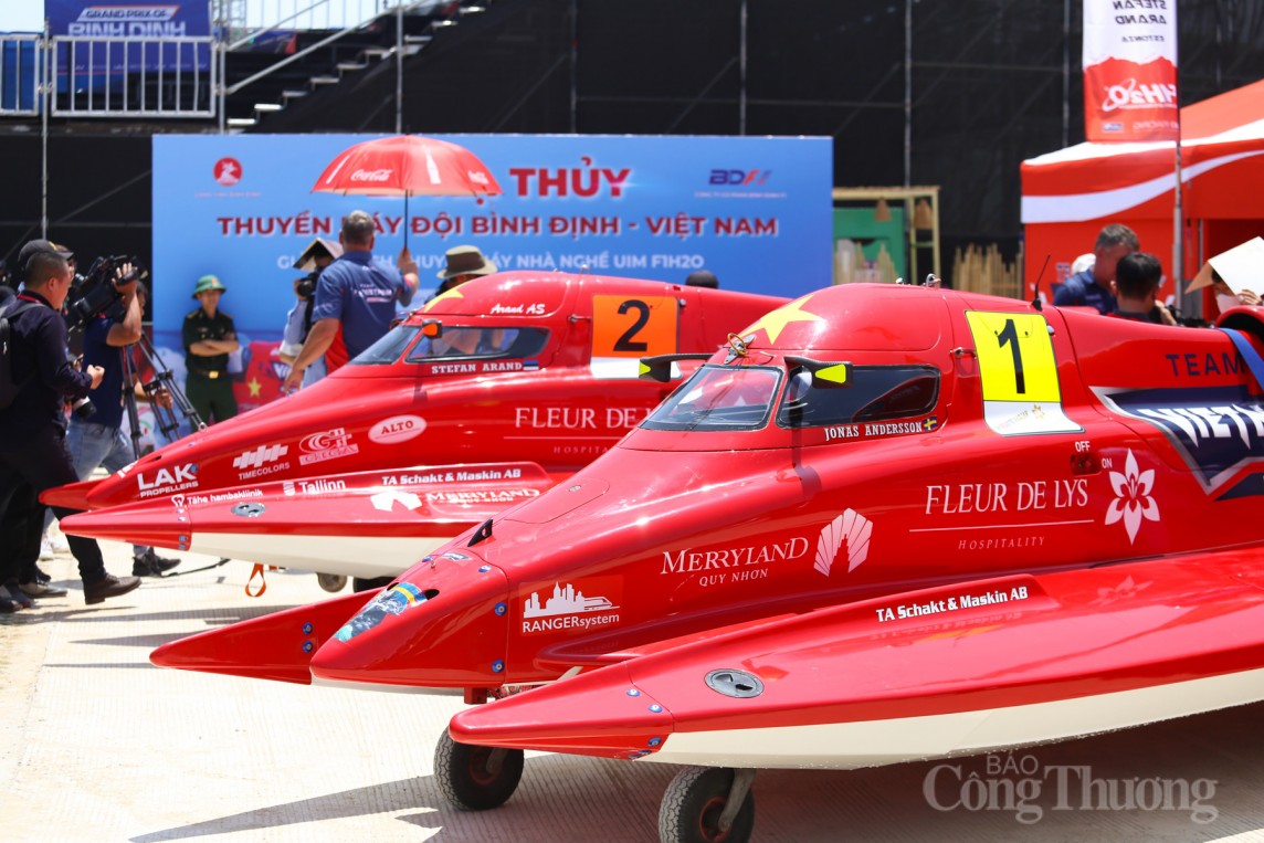 Ngắm dàn siêu thuyền máy tại Giải UIM F1H2O World Championship