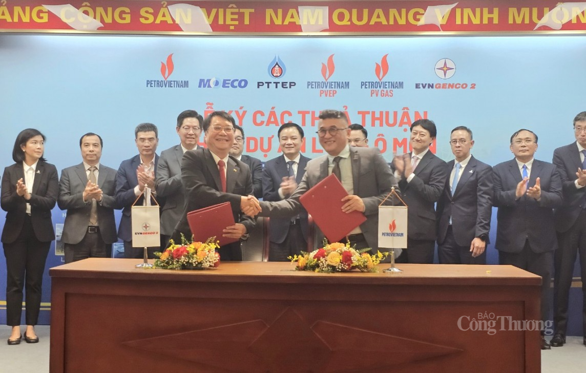 Petrovietnam thực hiện ký kết các thỏa thuận thương mại cho chuỗi dự án Lô B - Ô Môn Petrovietnam thực hiện ký kết các thỏa thuận thương mại cho chuỗi dự án Lô B - Ô Môn