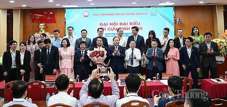 Đại hội đại biểu Hội cựu sinh viên Học viện báo chí và Tuyên truyền Đại hội đại biểu Hội cựu sinh viên Học viện báo chí và Tuyên truyền