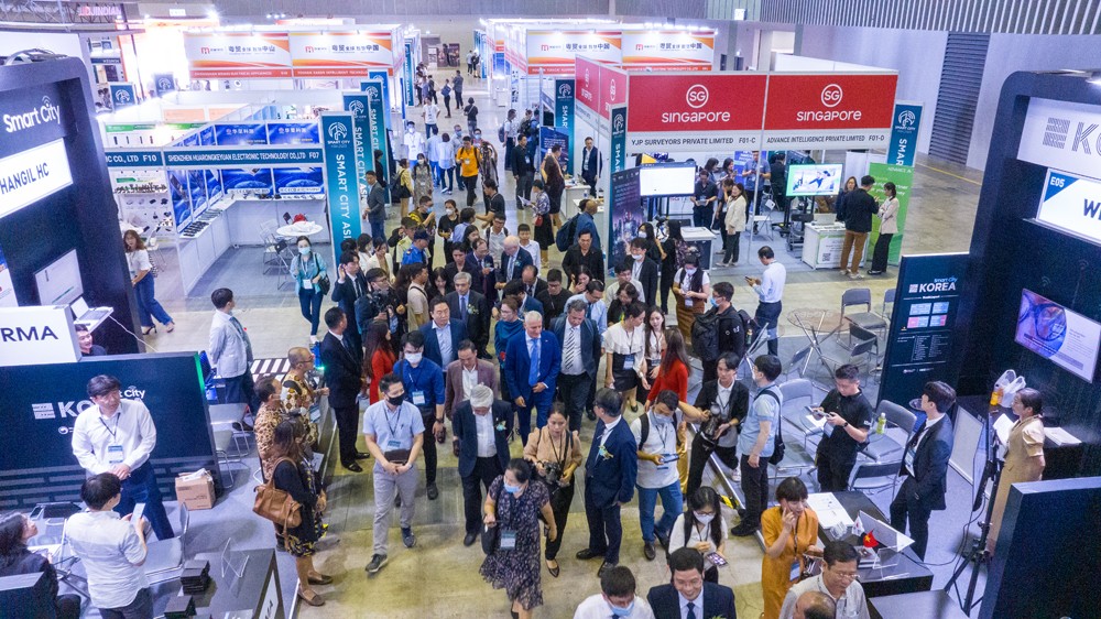 Ban tổ chức kỳ vọng Smart City Asia 2024 sẽ thu hút hơn 16.000 khách tham quan trong 3 ngày diễn ra triển lãm Ban tổ chức kỳ vọng Smart City Asia 2024 sẽ thu hút hơn 16.000 khách tham quan trong 3 ngày diễn ra triển lãm