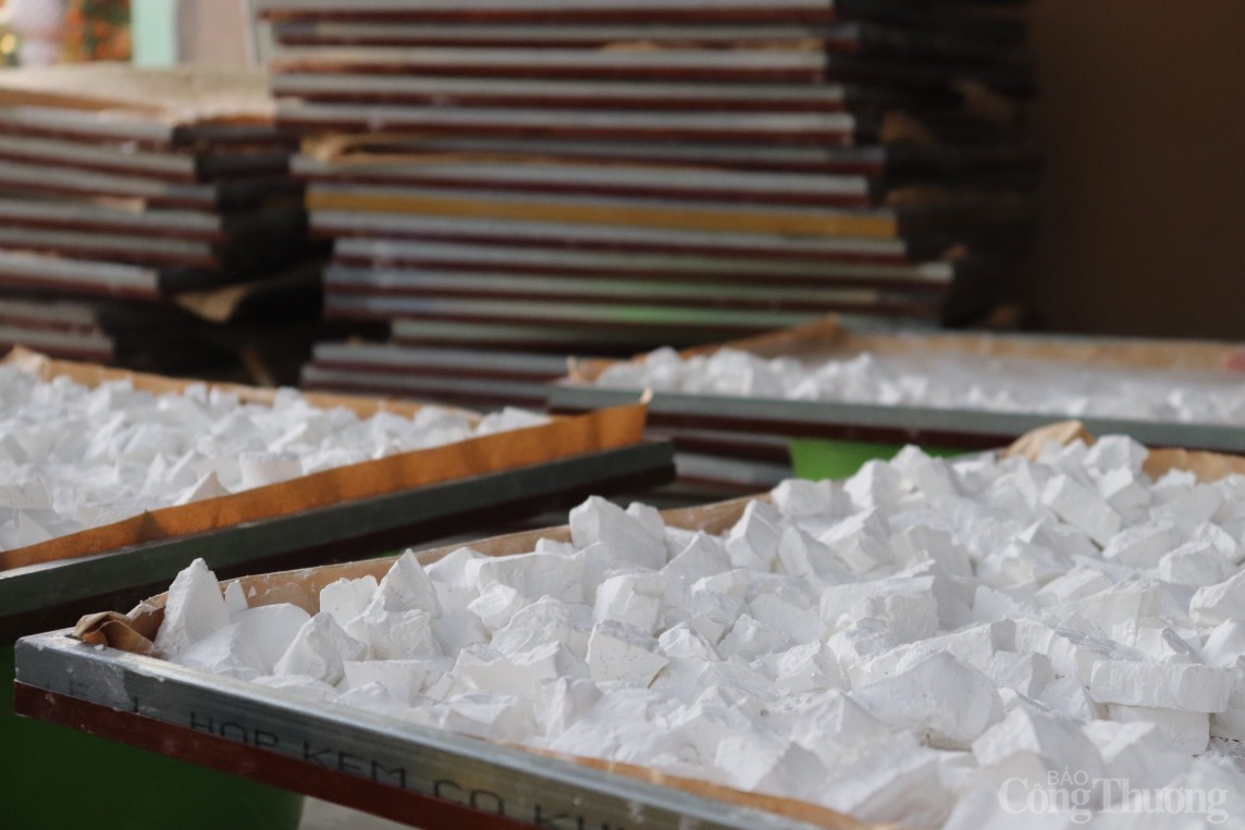 Mùa sắn dây bội thu, người dân Hải Dương kiếm về hàng trăm triệu đồng/ha Mùa sắn dây bội thu, người dân Hải Dương kiếm về hàng trăm triệu đồng/ha