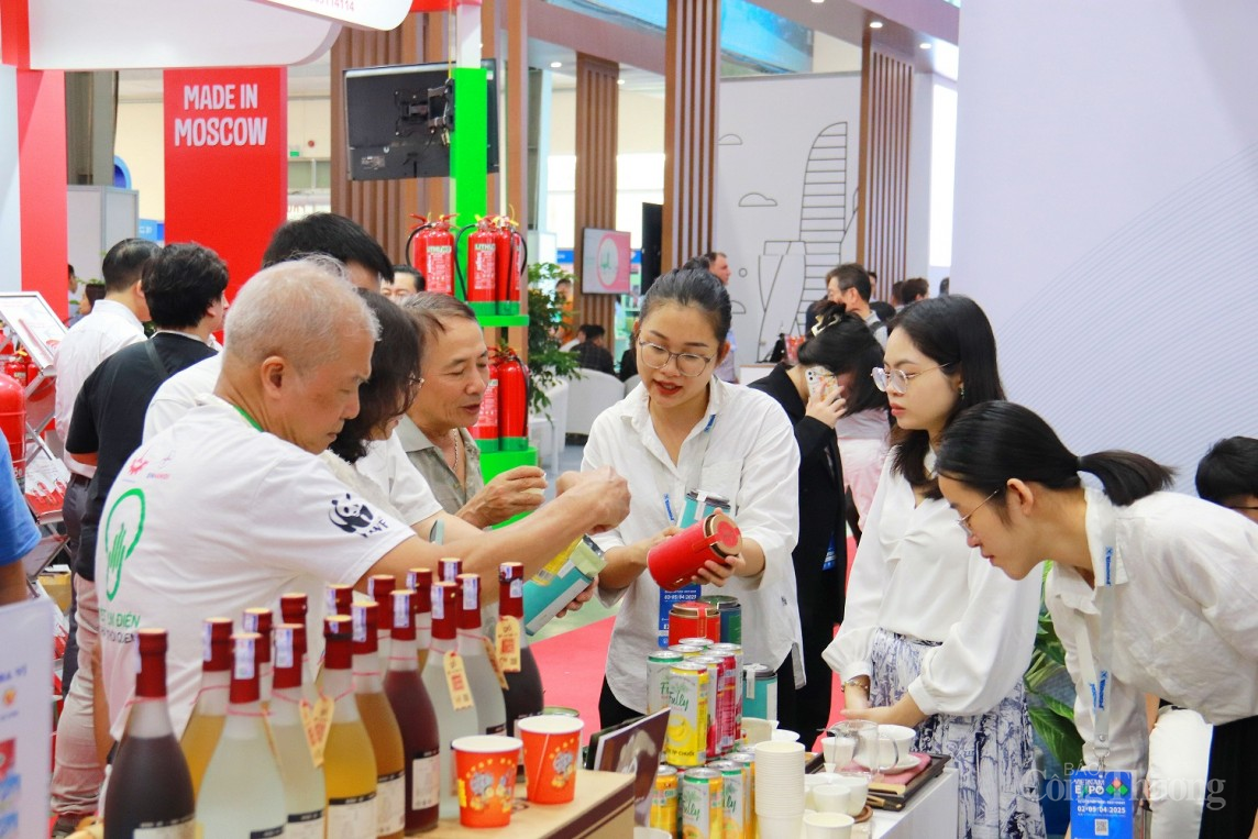 Vietnam Expo 2024: Hỗ trợ doanh nghiệp tham gia sâu hơn vào chuỗi sản xuất và cung ứng toàn cầu Vietnam Expo 2024: Hỗ trợ doanh nghiệp tham gia sâu hơn vào chuỗi sản xuất và cung ứng toàn cầu