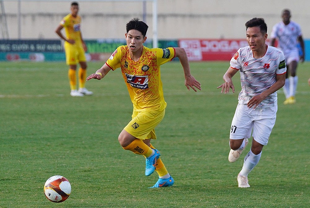 Lịch thi đấu trực tiếp vòng 15 V-League 2023/2024 ngày 5/4: Nam Định-Bình Định, Hải Phòng-Thanh Hóa