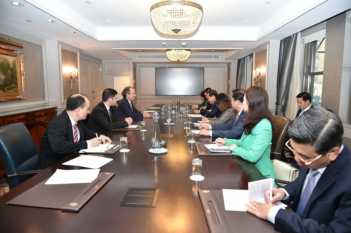 Lãnh đạo doanh nghiệp Hoa Kỳ: Việt Nam là đất nước rất đặc biệt, có đủ công thức để thành công Lãnh đạo doanh nghiệp Hoa Kỳ: Việt Nam là đất nước rất đặc biệt, có đủ công thức để thành công