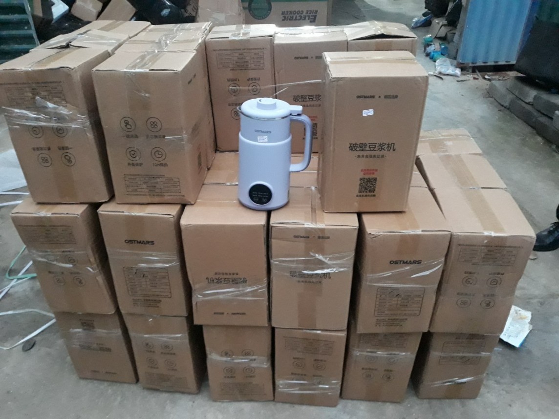 Hà Giang: Tạm giữ 2.000 sản phẩm mỹ phẩm không nguồn gốc xuất xứ tại Bưu cục Viettel Post huyện Đồng Văn Hà Giang: Tạm giữ 2.000 sản phẩm mỹ phẩm không nguồn gốc xuất xứ tại Bưu cục Viettel Post huyện Đồng Văn