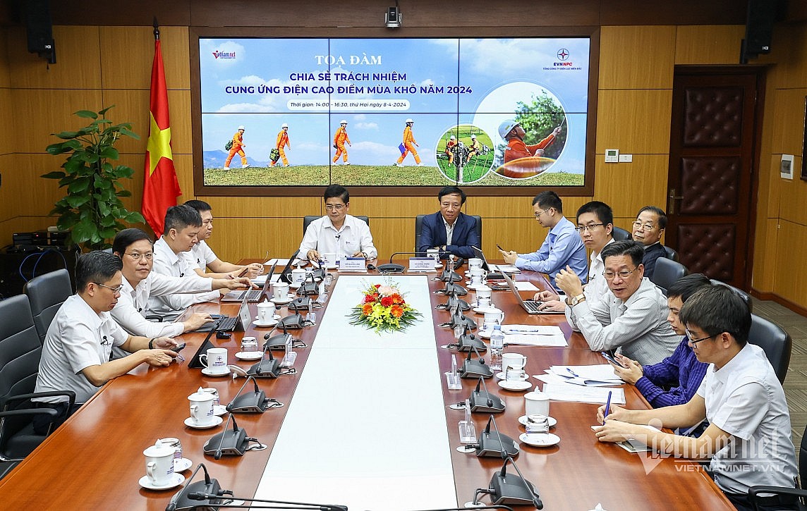 Chia sẻ trách nhiệm cung ứng điện cao điểm mùa khô 2024 Chia sẻ trách nhiệm cung ứng điện cao điểm mùa khô 2024