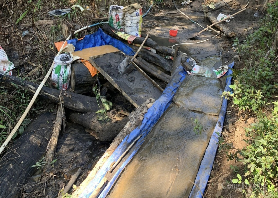 Huyện Lạc Dương (Lâm Đồng): Quyết liệt trong truy quét nạn khai thác khoáng sản trái phép Huyện Lạc Dương (Lâm Đồng): Quyết liệt trong truy quét nạn khai thác khoáng sản trái phép