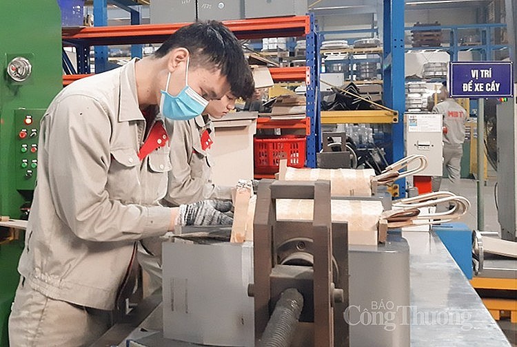 5 đề xuất và 3 kiến nghị giảm thách thức cho doanh nghiệp nhỏ và vừa 5 đề xuất và 3 kiến nghị giảm thách thức cho doanh nghiệp nhỏ và vừa