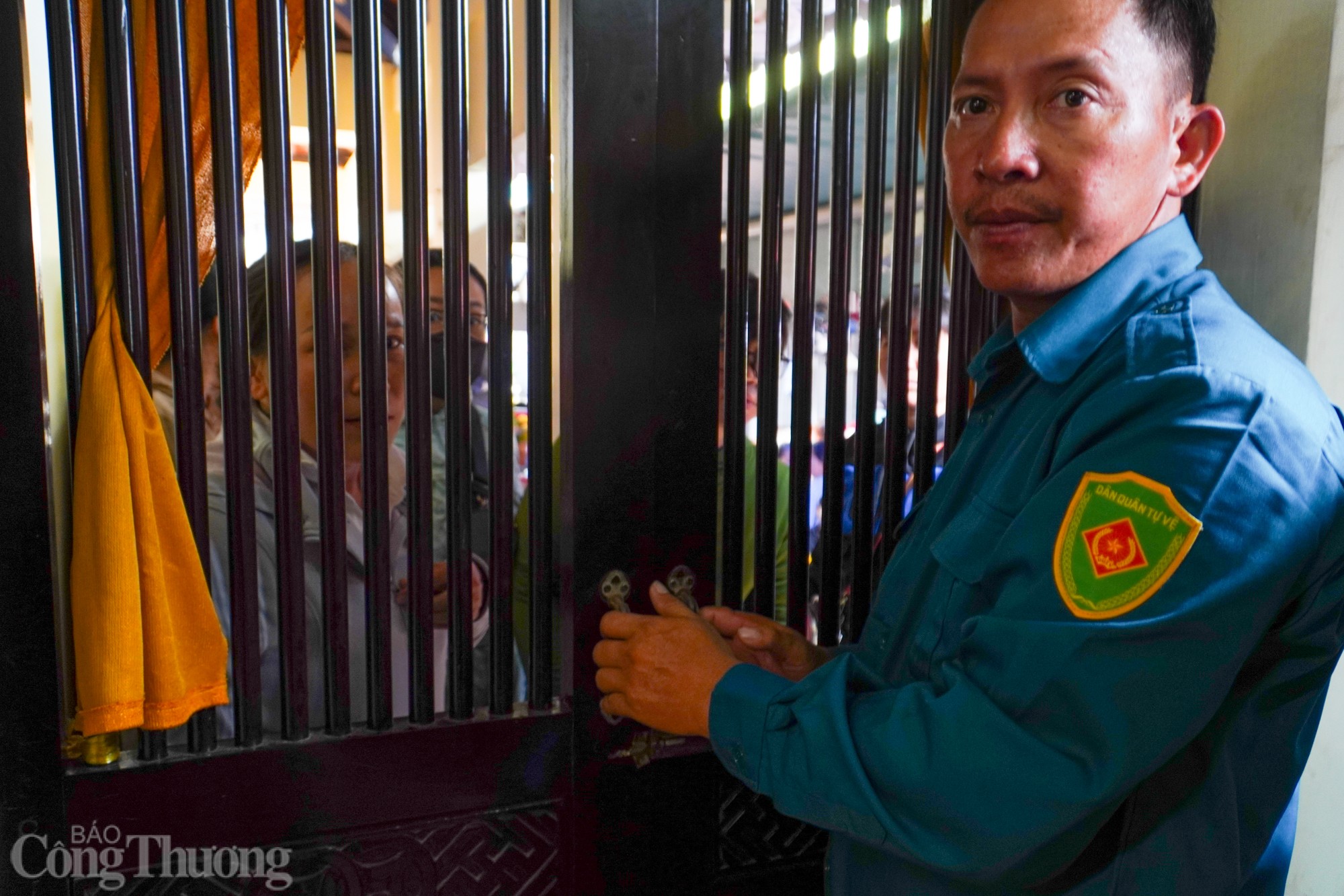 'Biển người' đổ về khai hội Am Chúa 'Biển người' đổ về khai hội Am Chúa