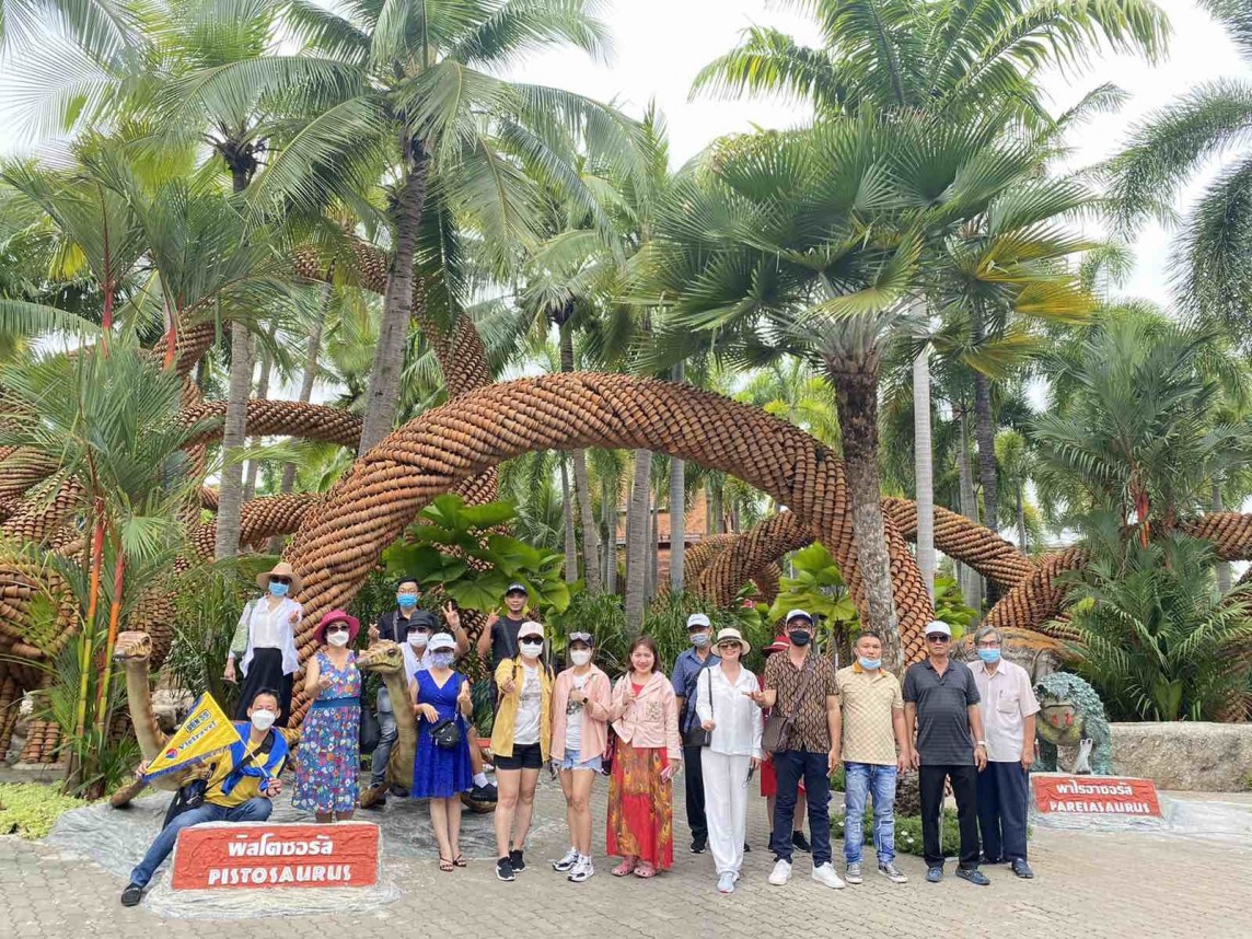 Dịp lễ 30/4 - 1/5: Du lịch tour đường bộ, tour nuớc ngoài "lên ngôi" Dịp lễ 30/4 - 1/5: Du lịch tour đường bộ, tour nuớc ngoài "lên ngôi"