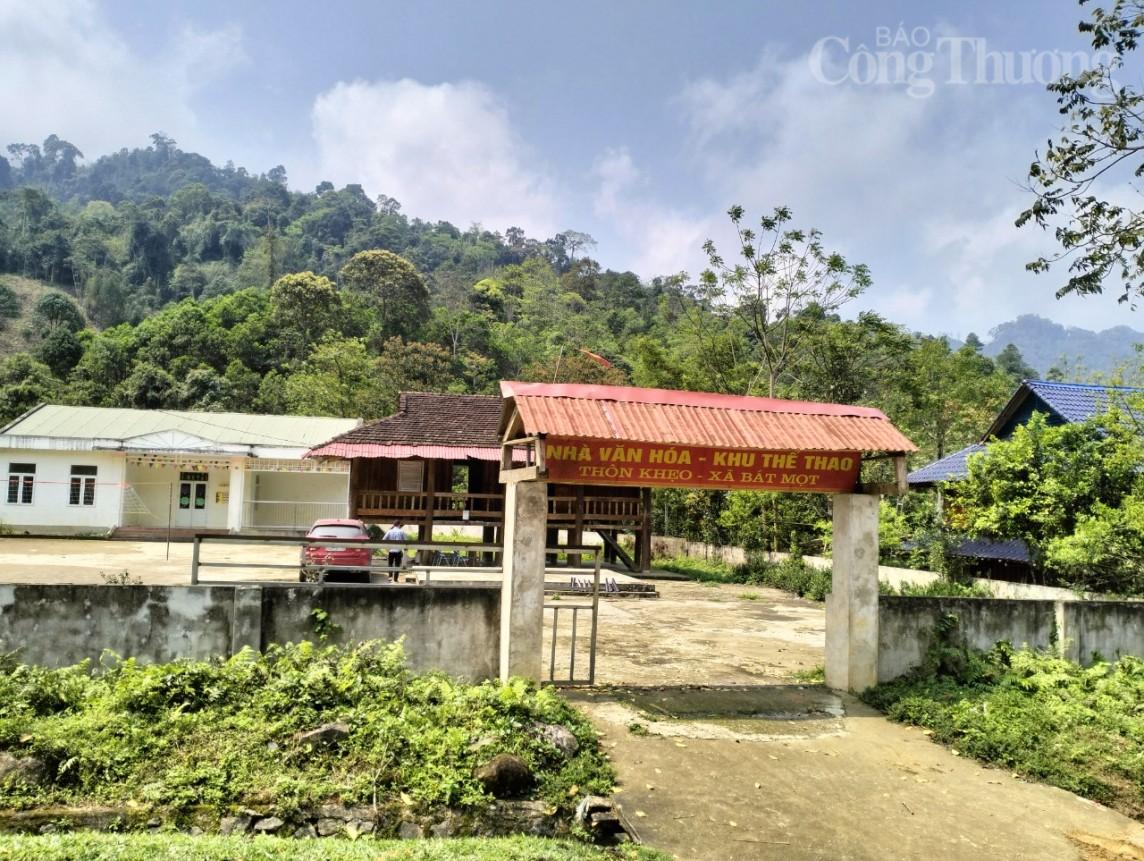 Xây dựng nông thôn mới ở xã biên giới Bát Mọt: Đoàn kết là sức mạnh Xây dựng nông thôn mới ở xã biên giới Bát Mọt: Đoàn kết là sức mạnh