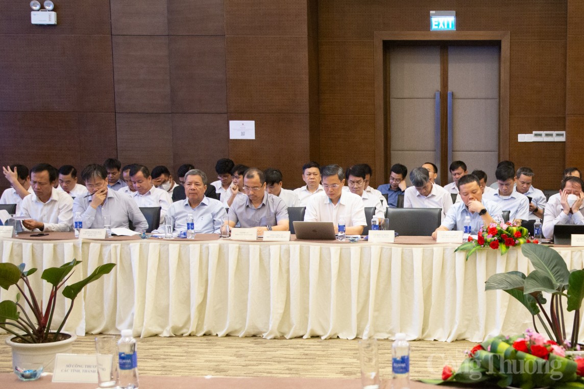 Thứ trưởng Nguyễn Sinh Nhật Tân dự Hội nghị tổng kết công tác phòng chống thiên tai ngành Công Thương Thứ trưởng Nguyễn Sinh Nhật Tân dự Hội nghị tổng kết công tác phòng chống thiên tai ngành Công Thương