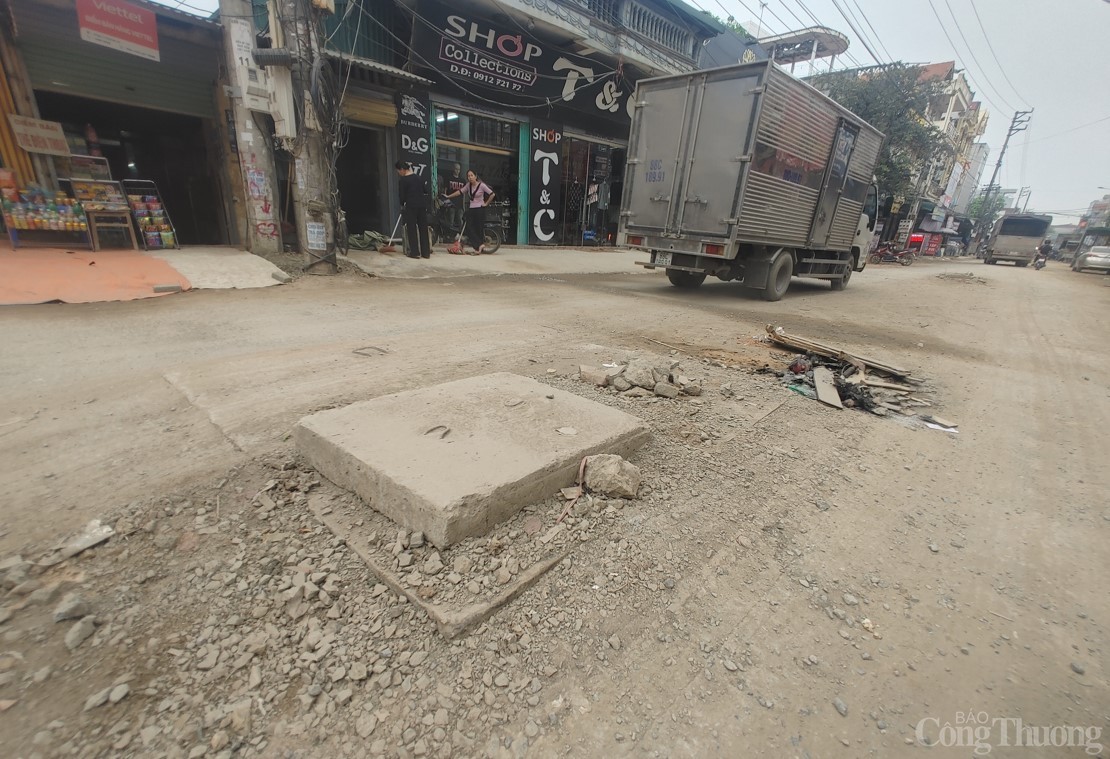 Vĩnh Phúc: Công trình ĐT304 đoạn đi qua địa phận thị trấn Thổ Tang thi công không đảm bảo an toàn Vĩnh Phúc: Công trình ĐT304 đoạn đi qua địa phận thị trấn Thổ Tang thi công không đảm bảo an toàn