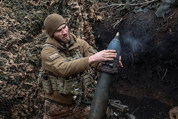 Chiến sự Nga-Ukraine hôm nay ngày 13/4/2024: Nga công bố các mục tiêu chính tại Ukraine; Chasov Yar đang bị công phá